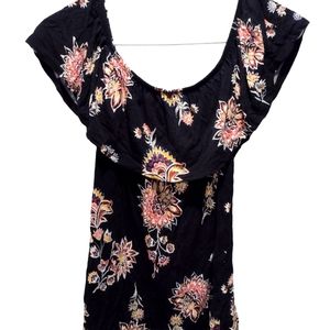 Old Navy Black Floral Blouse. Size Small/Petite